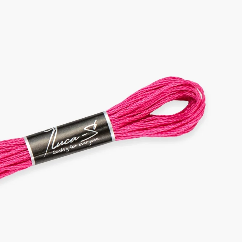 luca-s480313