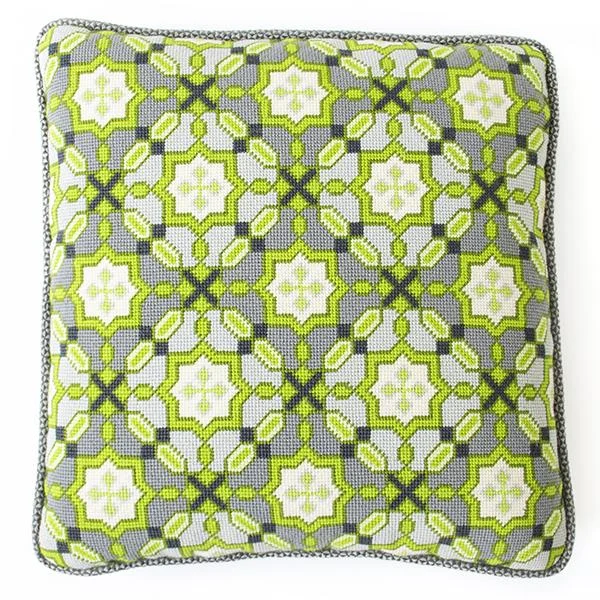 needlepoint2328646