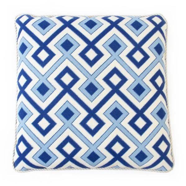 needlepoint2330911
