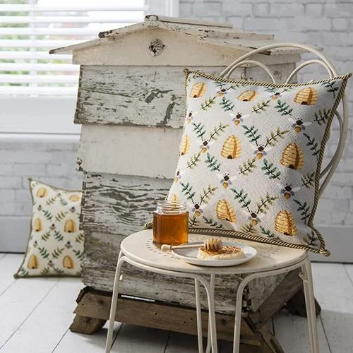 needlepoint2365756
