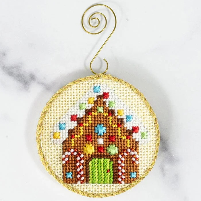needlepoint2505139