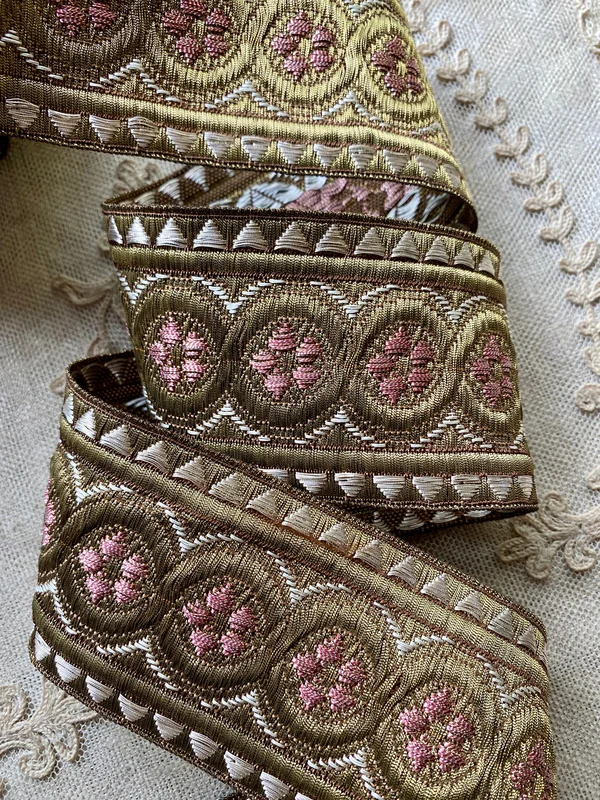 vintagepassementerie364352