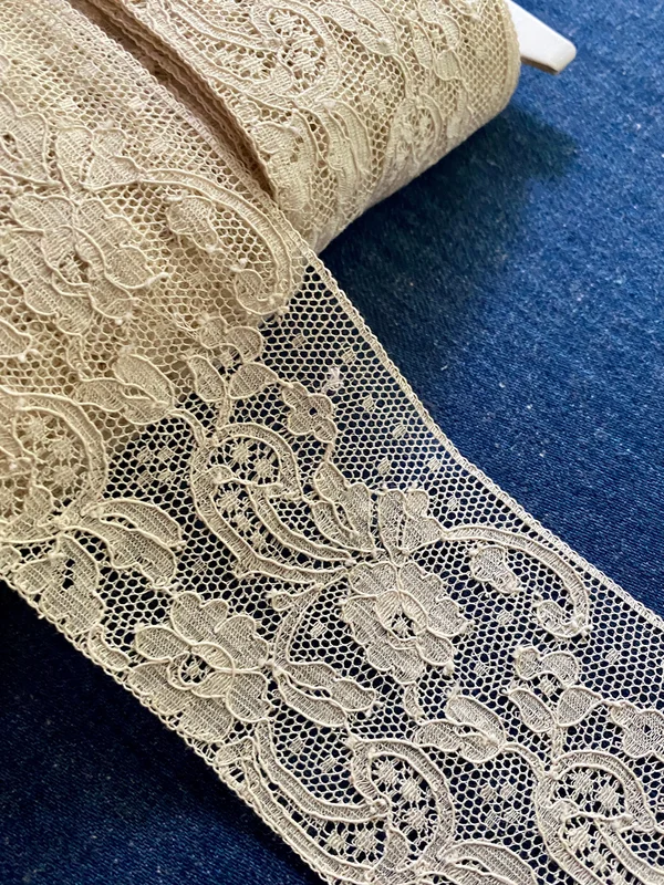 vintagepassementerie369347