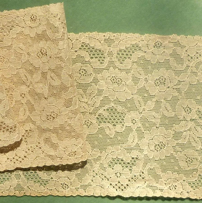 vintagepassementerie369454